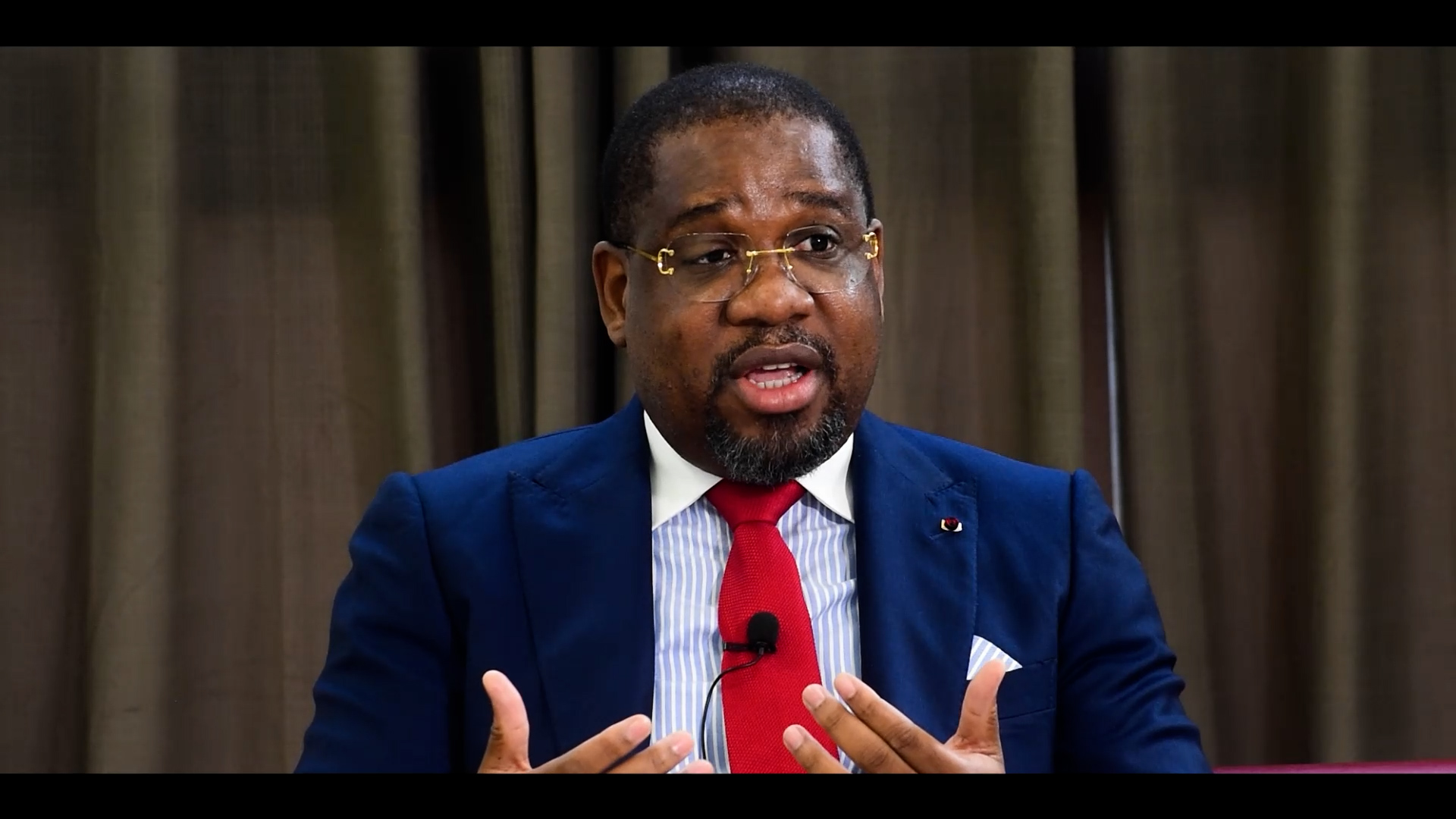 JUSTE MONDELE SUR LES QUESTIONS NATIONALES