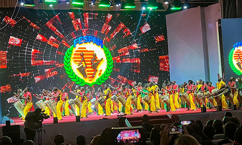 LE 12e FESPAM EN REGIME DE PRIVATION