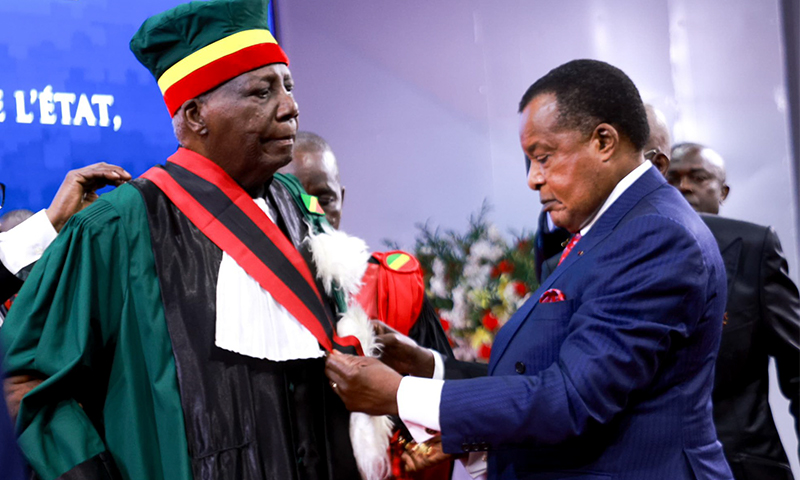 THÉOPHILE OBENGA HONORÉ DE SON VIVANT