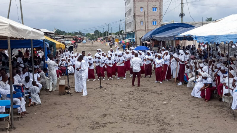 LE GOUVERNEMENT APPELLE A L’ORGANISATION DES PRIERES DANS LES STADES