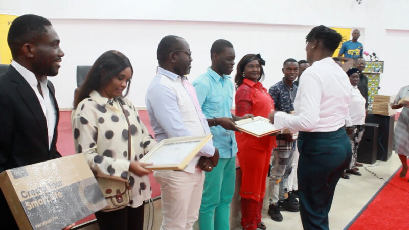 REMISE DES CERTIFICATS MTN SKILLS ACADEMY