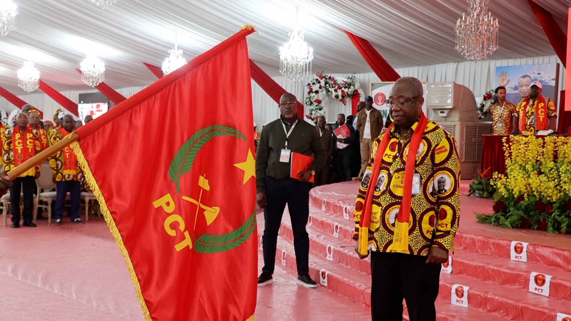 FIN DU SIXIÈME CONGRES DU PCT