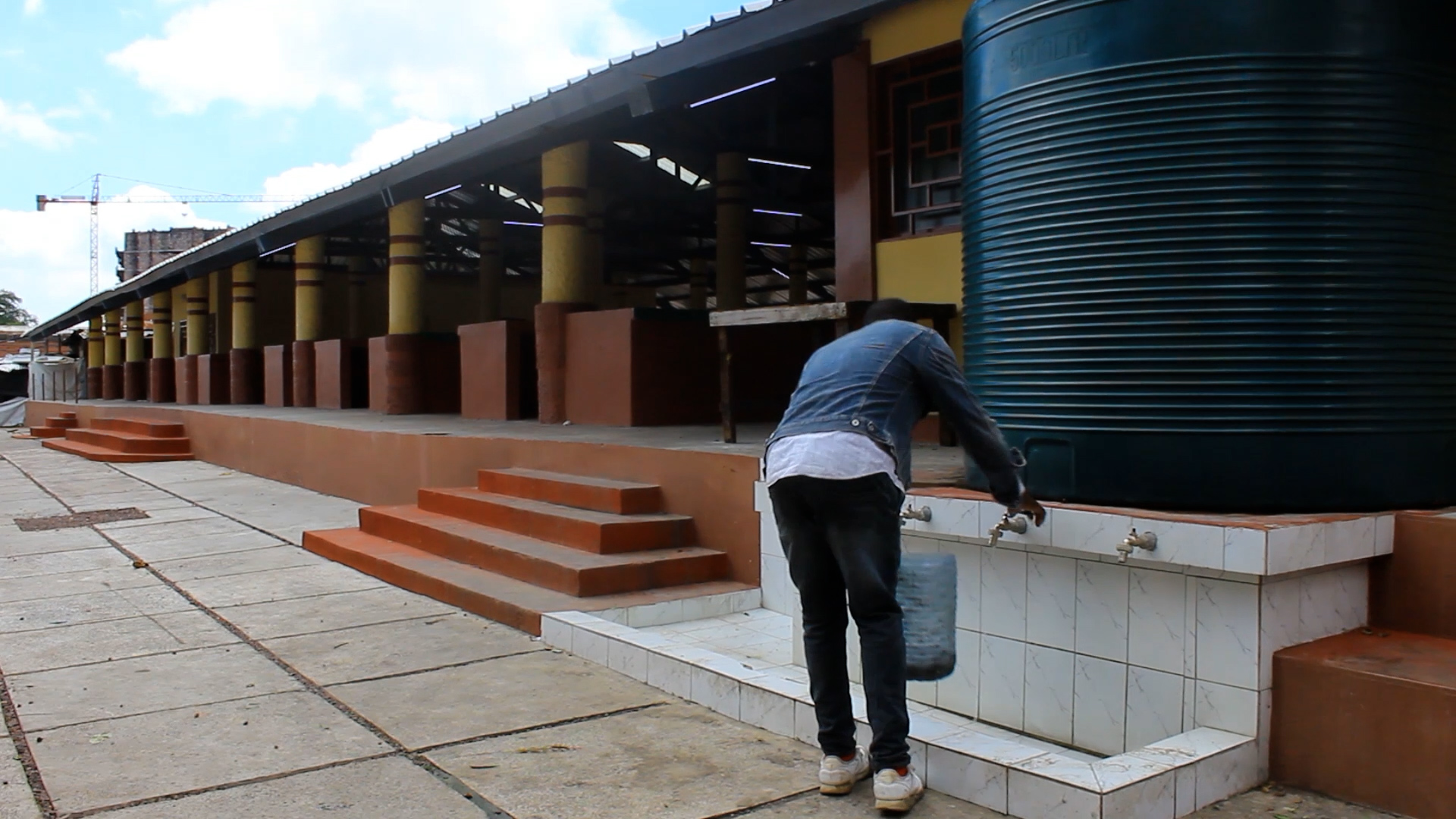 REPRISE TIMIDE DU MARCHE PLATEAU VILLE