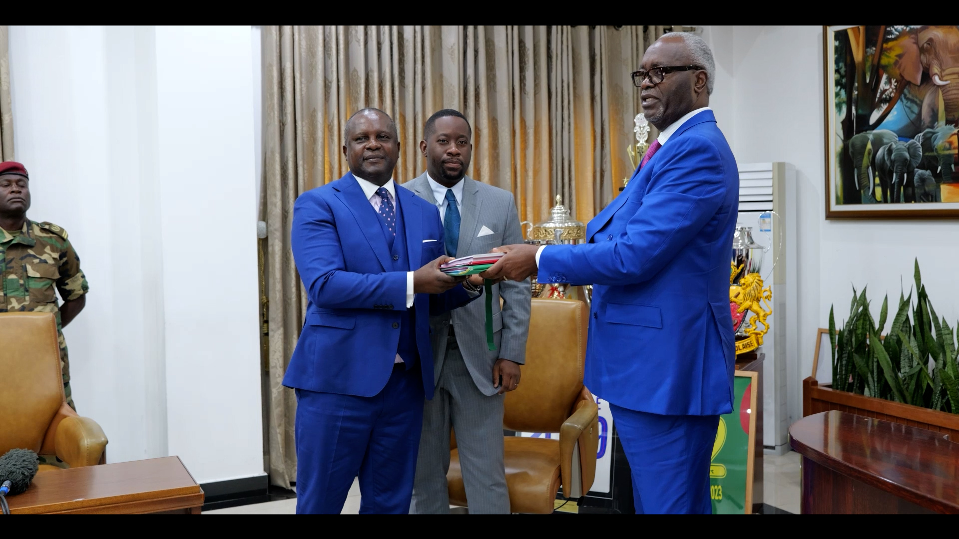 LE MINISTRE MALANDA SAMBA PREND SES FONCTION