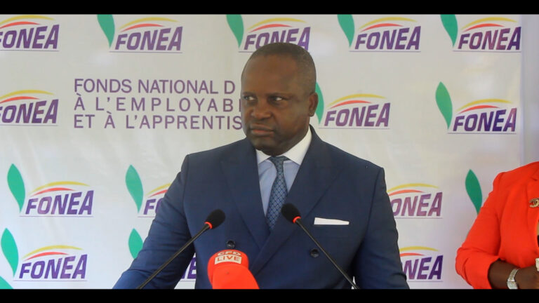 LE MINISTRE MALANDA SAMBA AU FONEA ET LA DGFQ