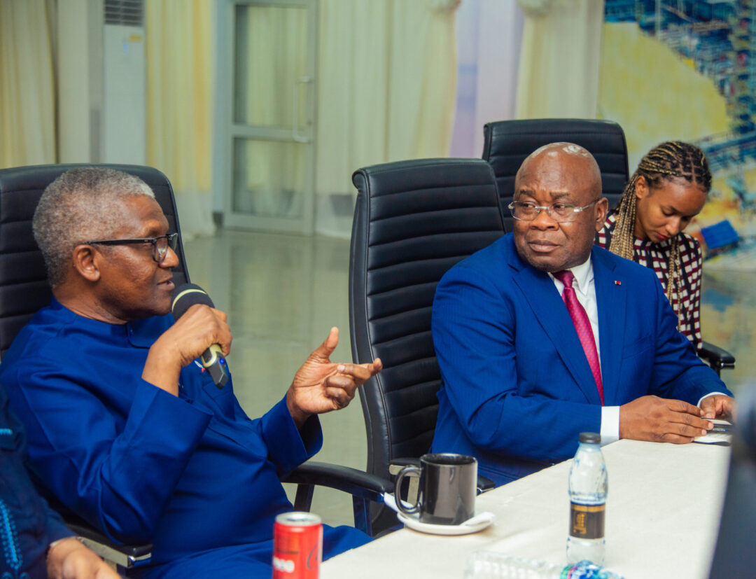 DANGOTE ET LA SNPC ENSEMBLE POUR LE RAFFINAGE ET L&rsquo;APPROVISIONNEMENT EN PRODUITS PETROLIERS